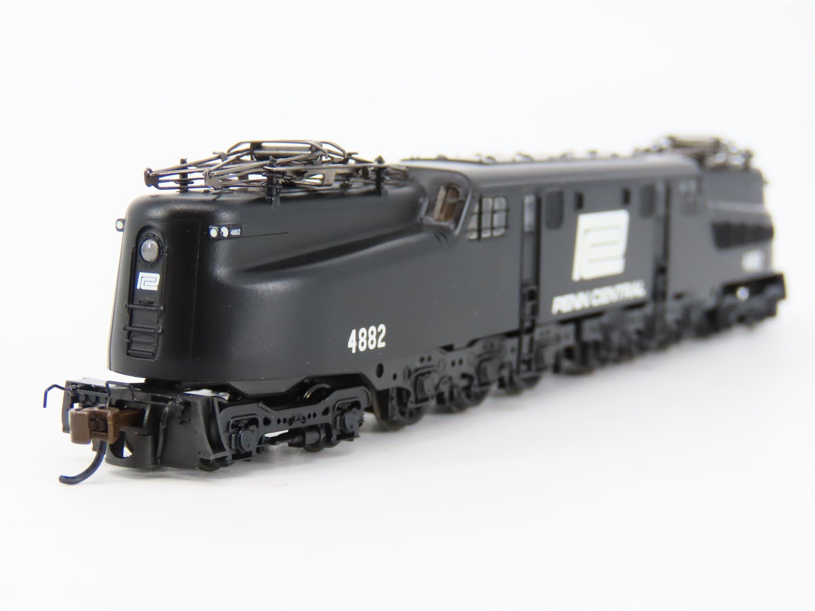 N Scale Bachmann 65255 PC Penn Central GG1 Electric Locomotive #4882