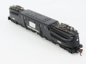 N Scale Bachmann 65255 PC Penn Central GG1 Electric Locomotive #4882