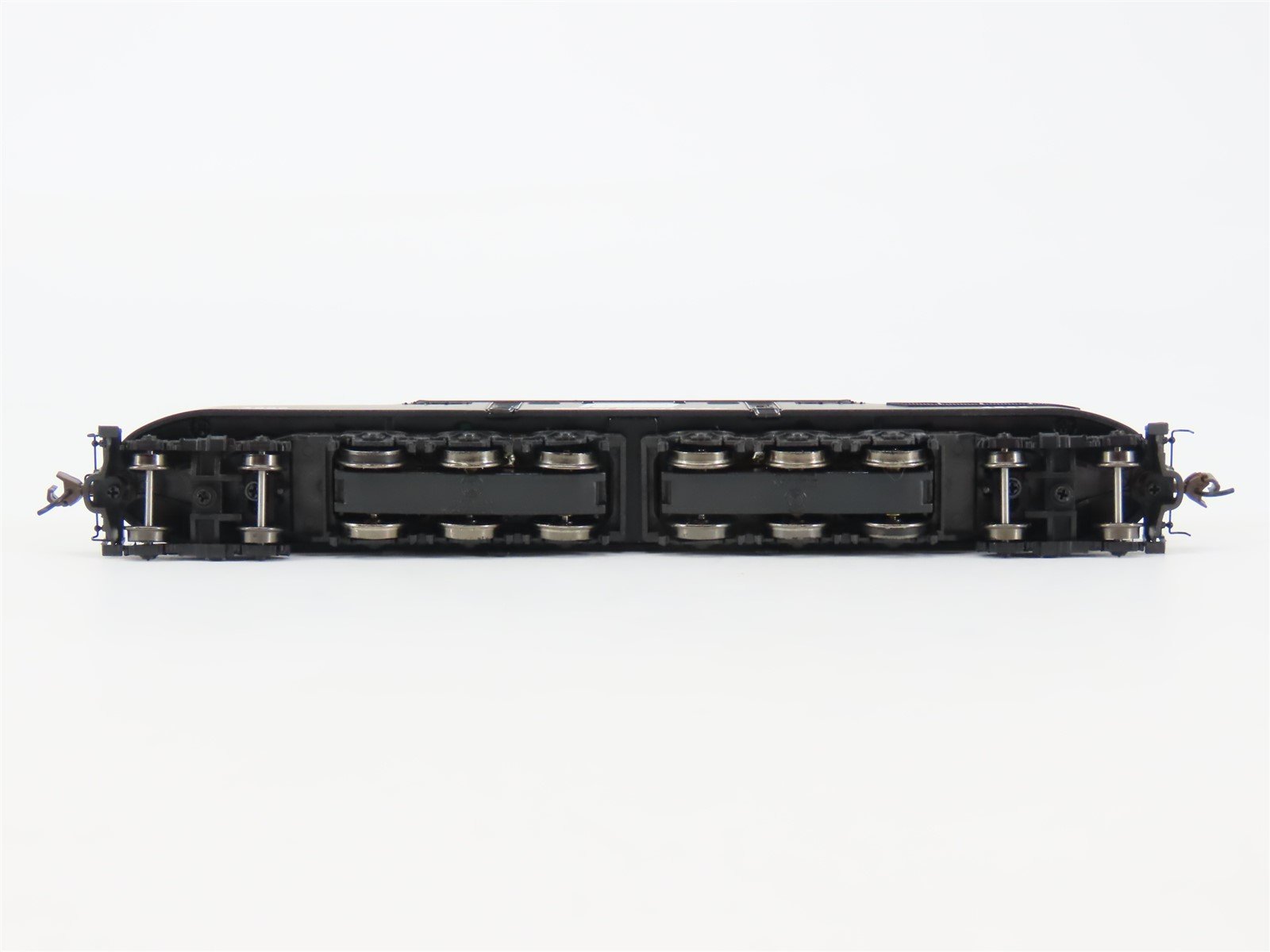 N Scale Bachmann 65255 PC Penn Central GG1 Electric Locomotive #4882