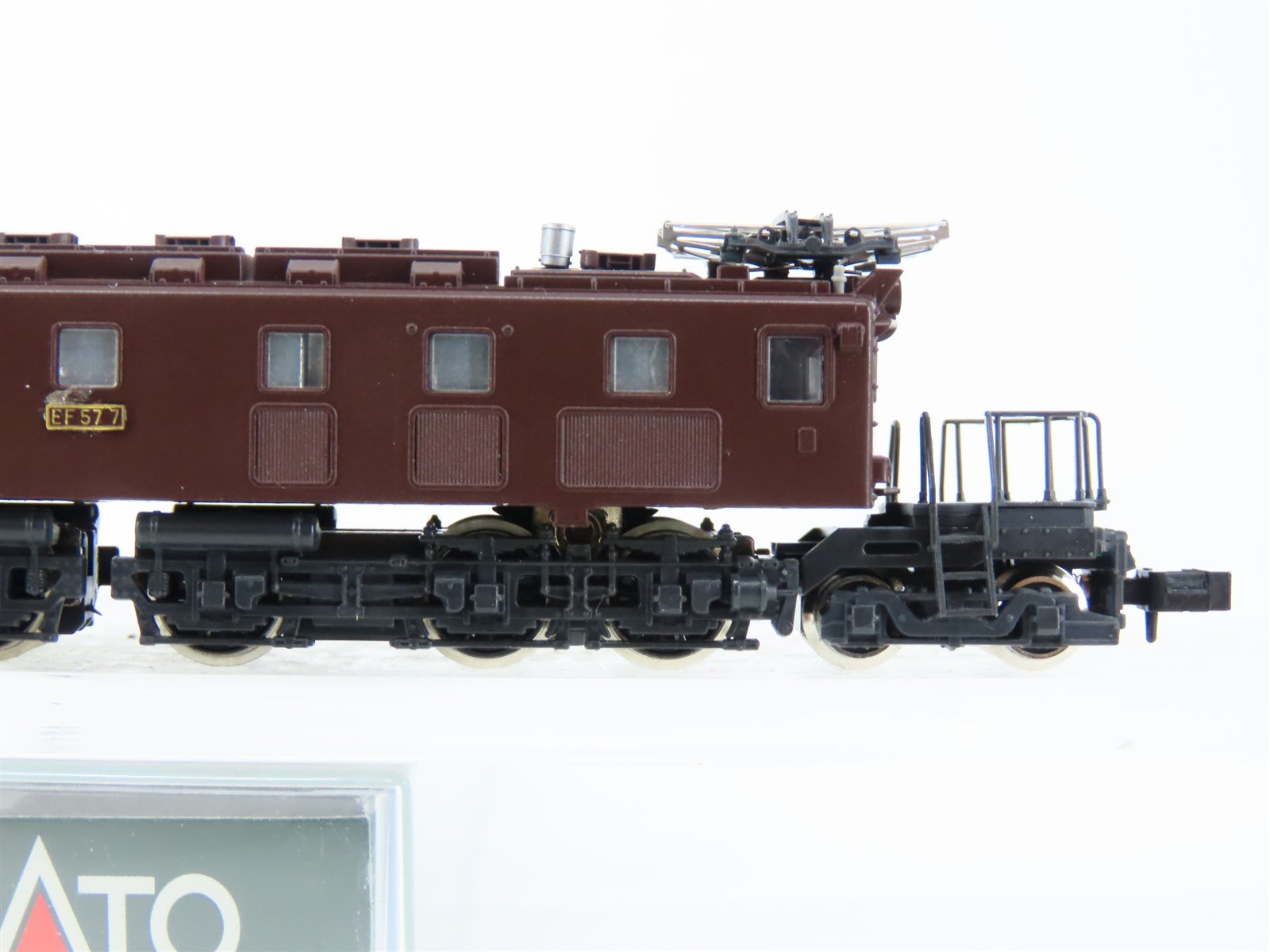 N Scale KATO 3003 JNR Japanese National Railways EF57 Electric Locomotive #7