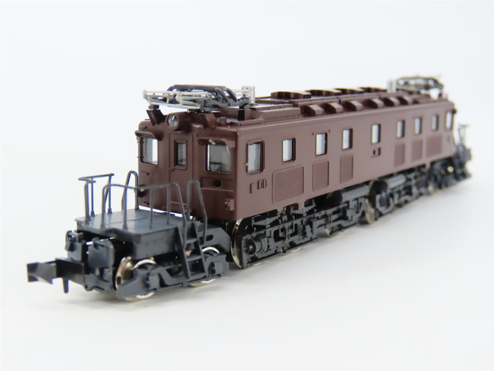 N Scale KATO 3003 JNR Japanese National Railways EF57 Electric Locomotive