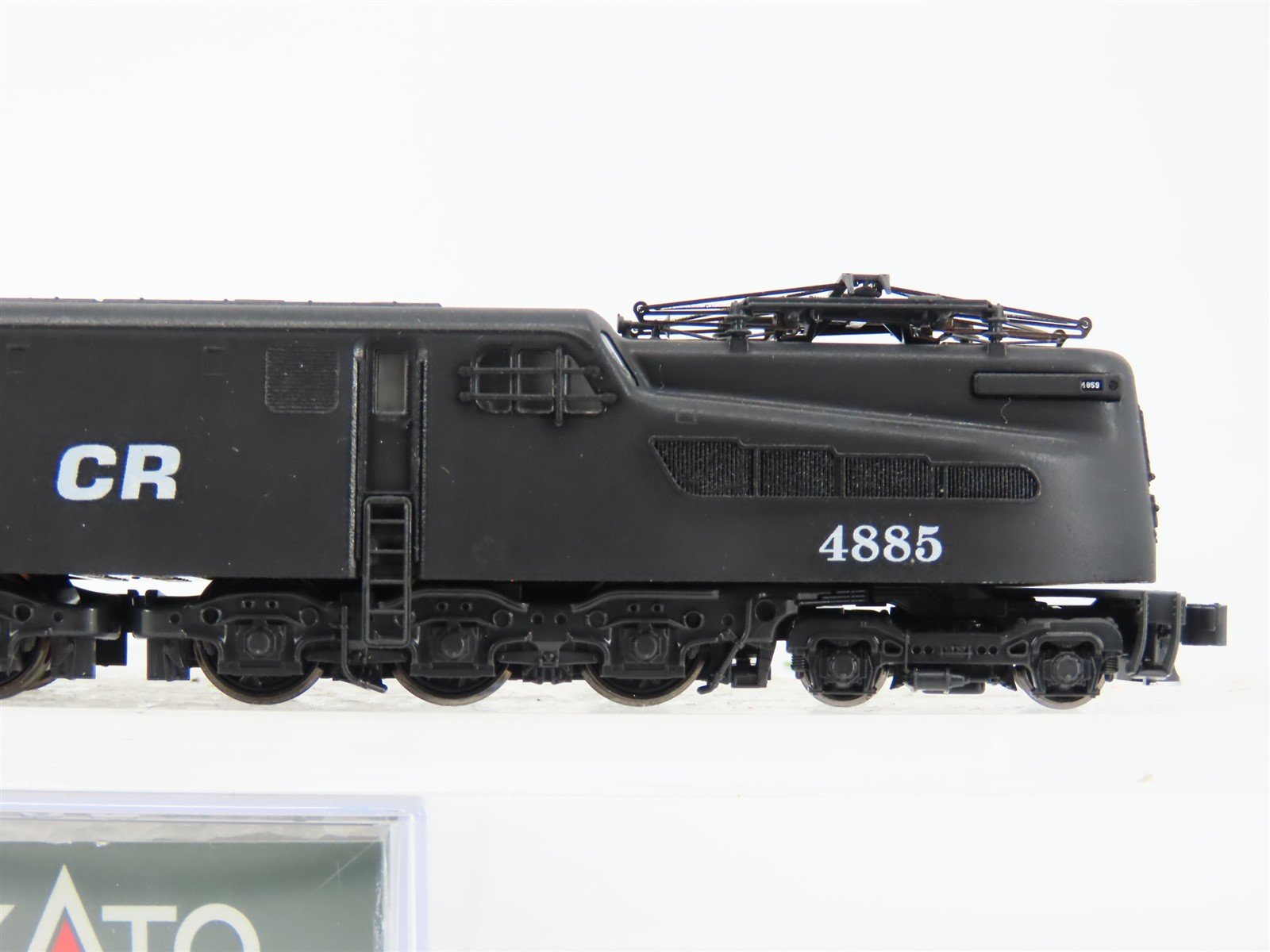 N Scale KATO CR Conrail GG1 Electric Locomotive #4885 - Custom - DCC Ready