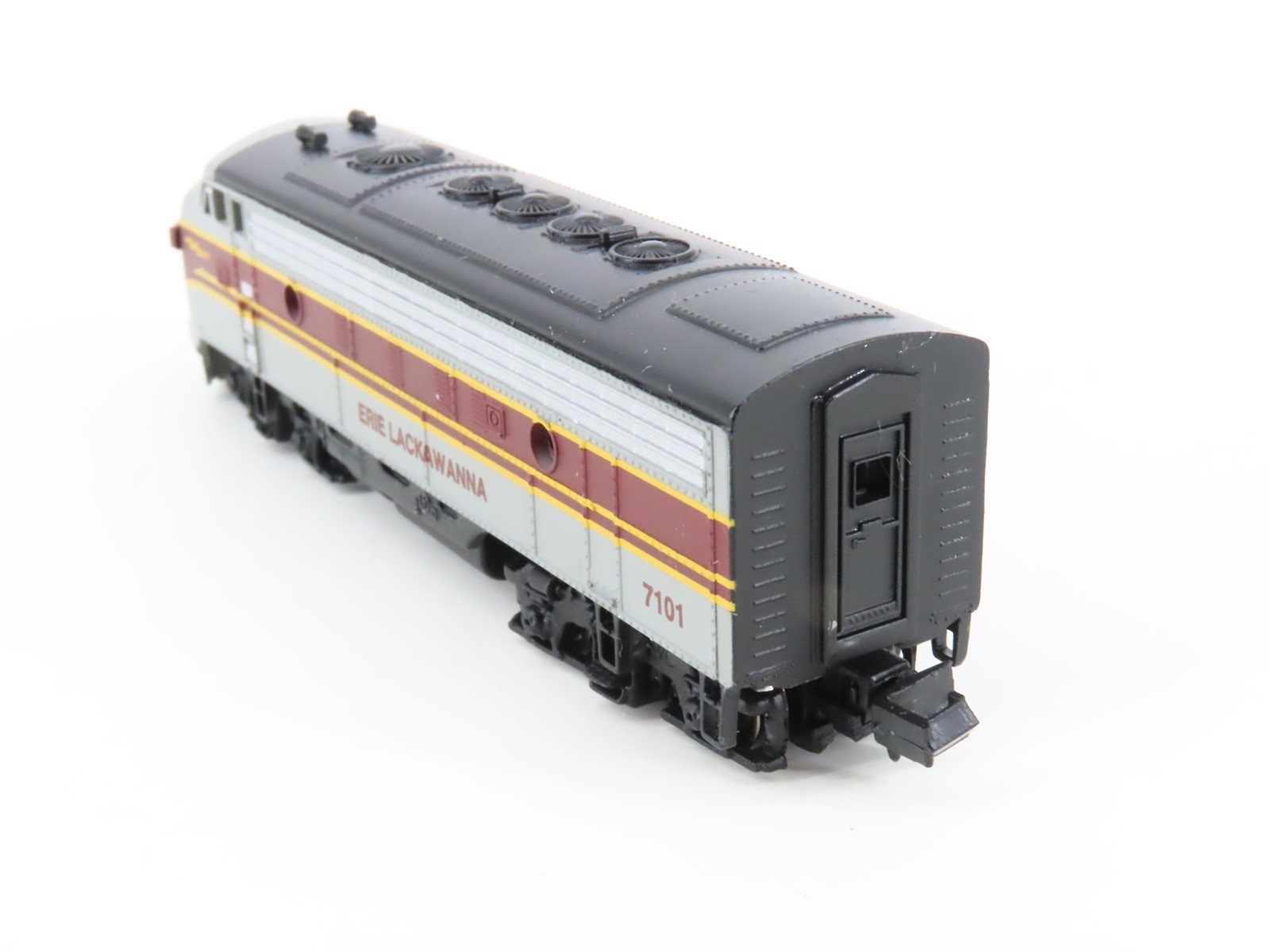 N Bachmann Spectrum 81255 EL Erie Lackawanna EMD F7A/B Diesel Set #7101/7123