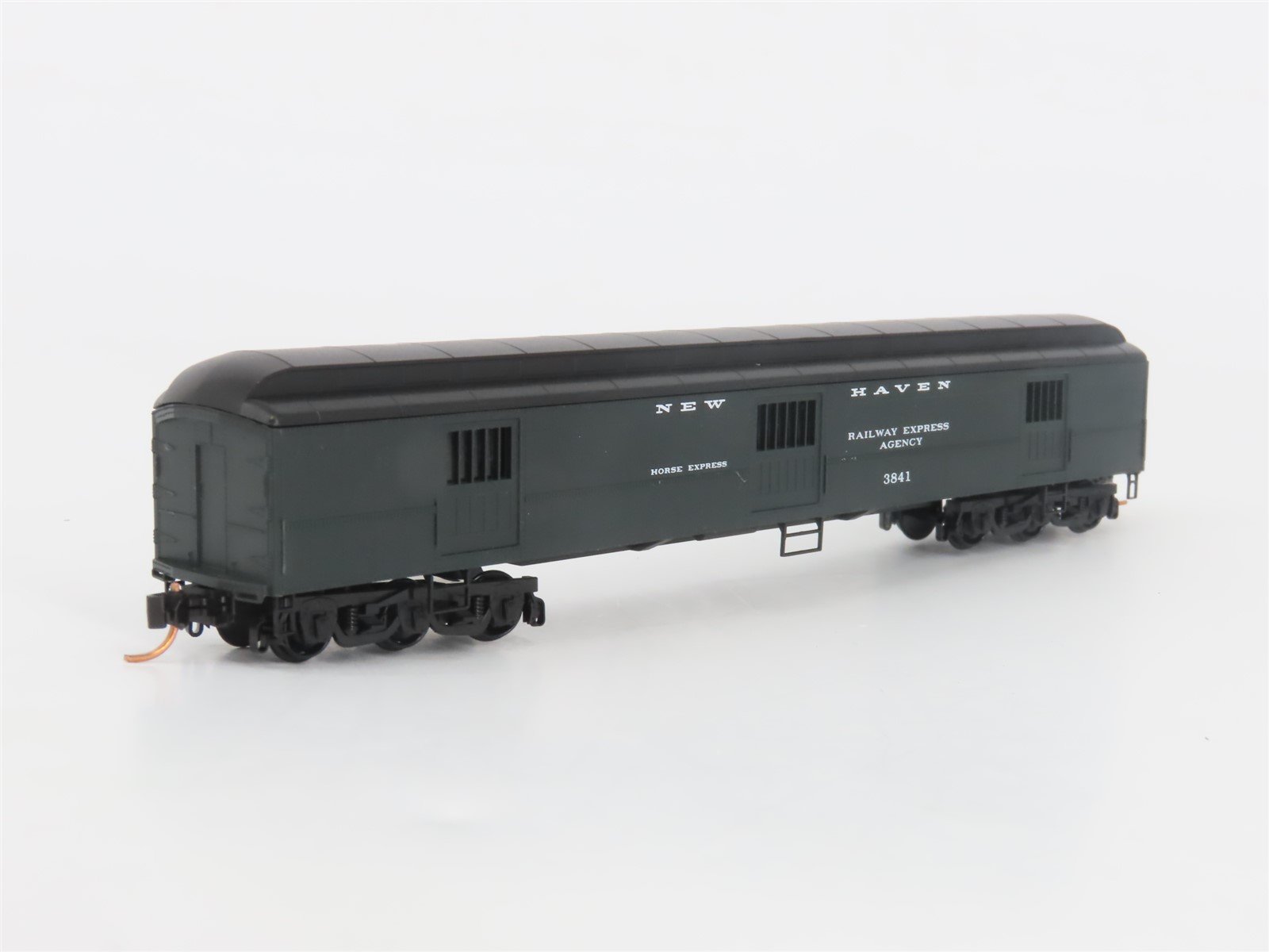N Micro-Trains MTL 14900100 NH New Haven 70' Heavyweight Horse Passenger #3841