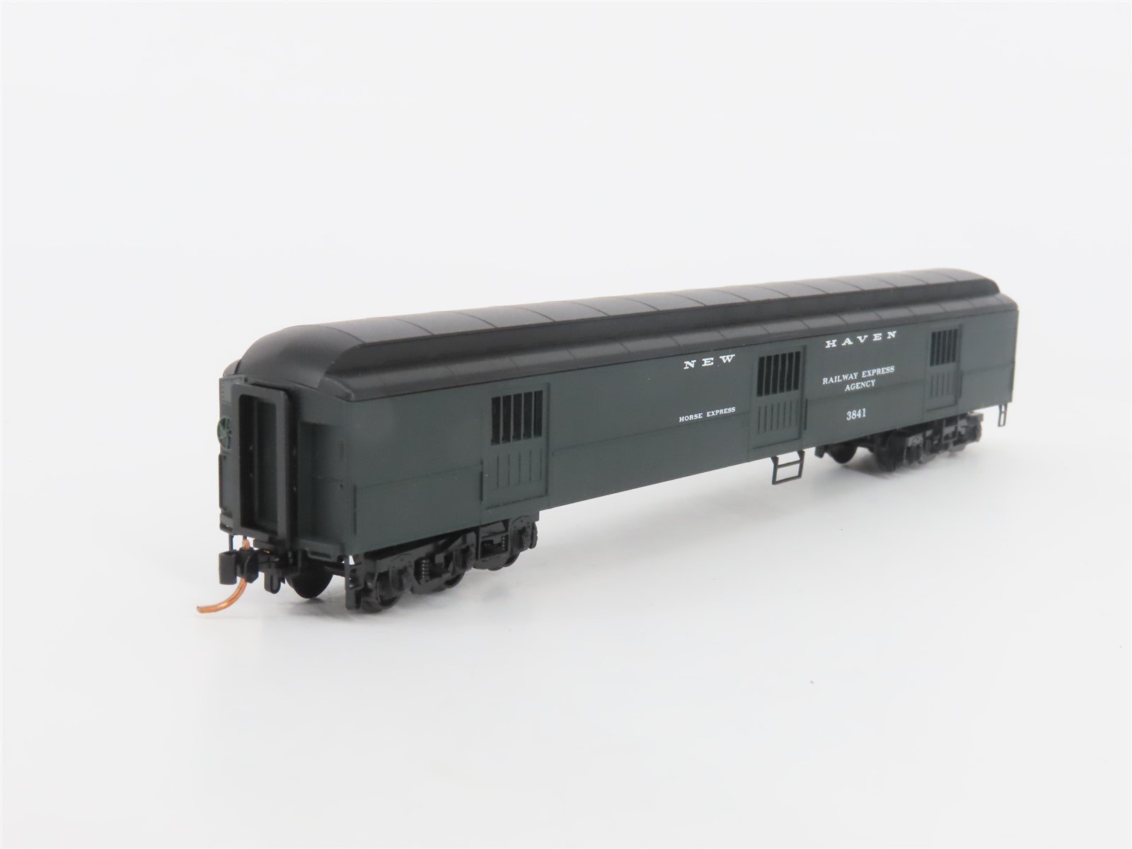 N Micro-Trains MTL 14900100 NH New Haven 70' Heavyweight Horse Passenger #3841