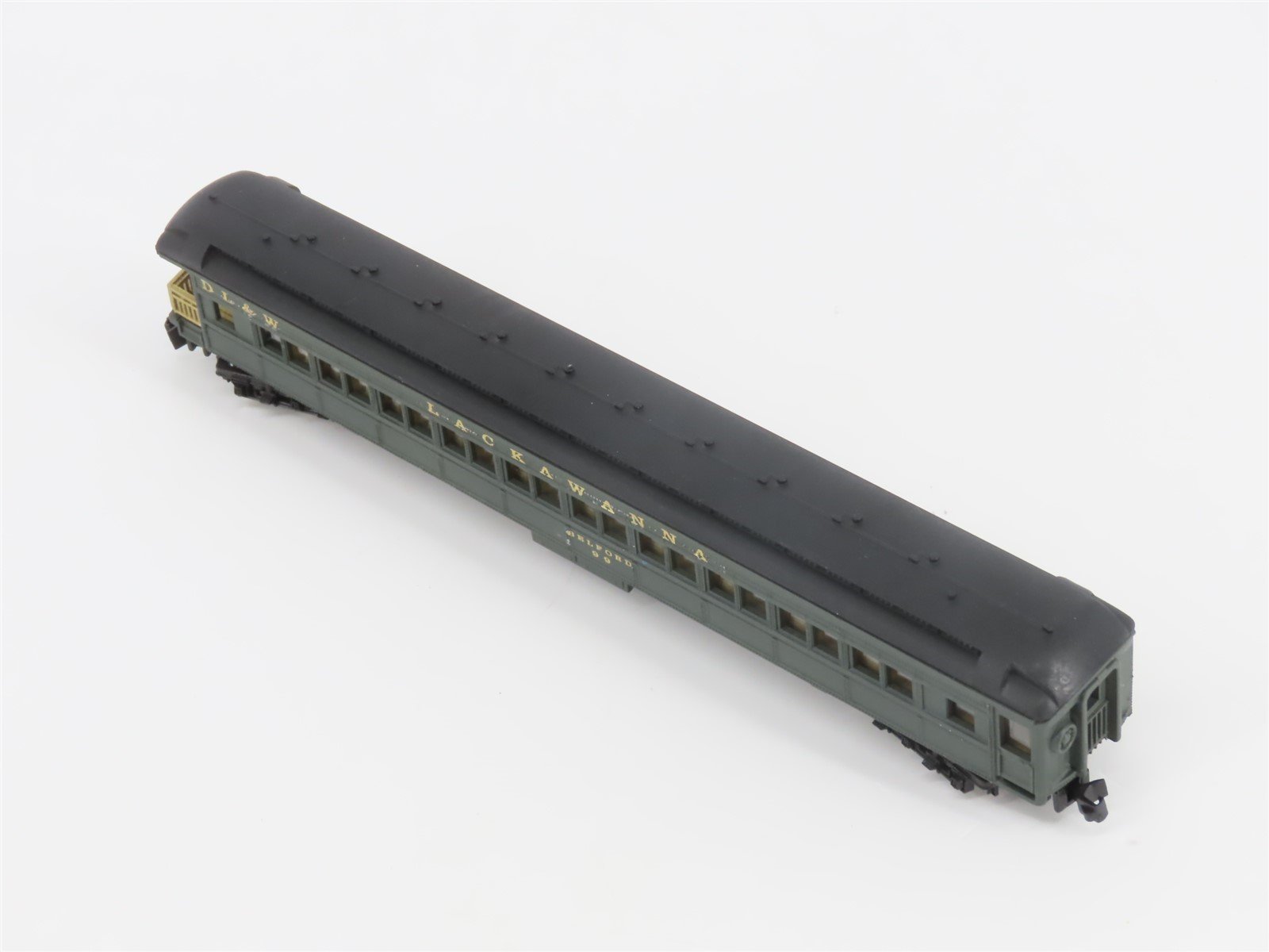 N Scale Model Power DL&W Lackawanna Observation Passenger 