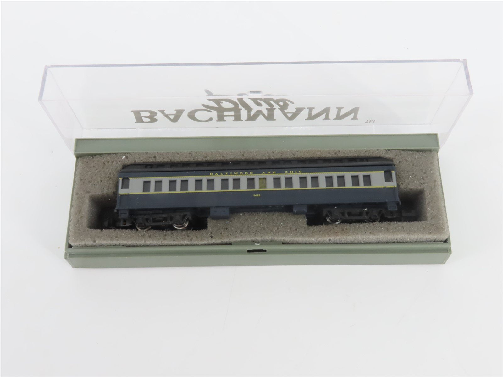N Scale Bachmann Plus 13073 B&O Baltimore & Ohio Coach Passenger #5482