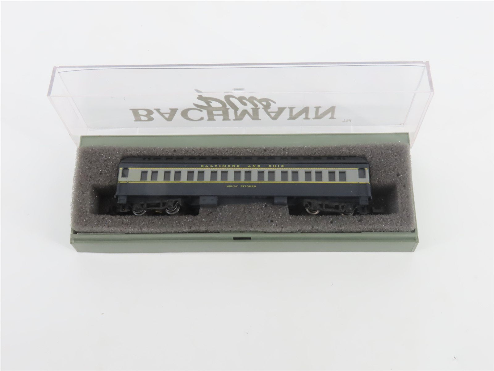 N Scale Bachmann Plus 13074 B&O Baltimore & Ohio Diner Passenger 