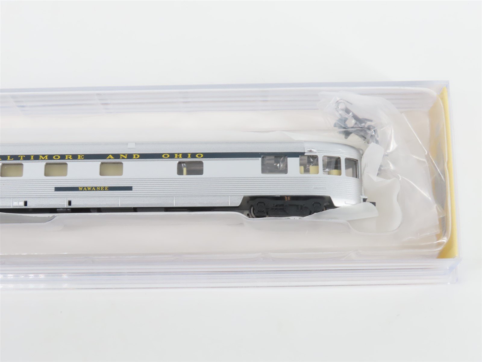 N Scale Bachmann Silver Series 14553 B&O Baltimore & Ohio Observation Passenger