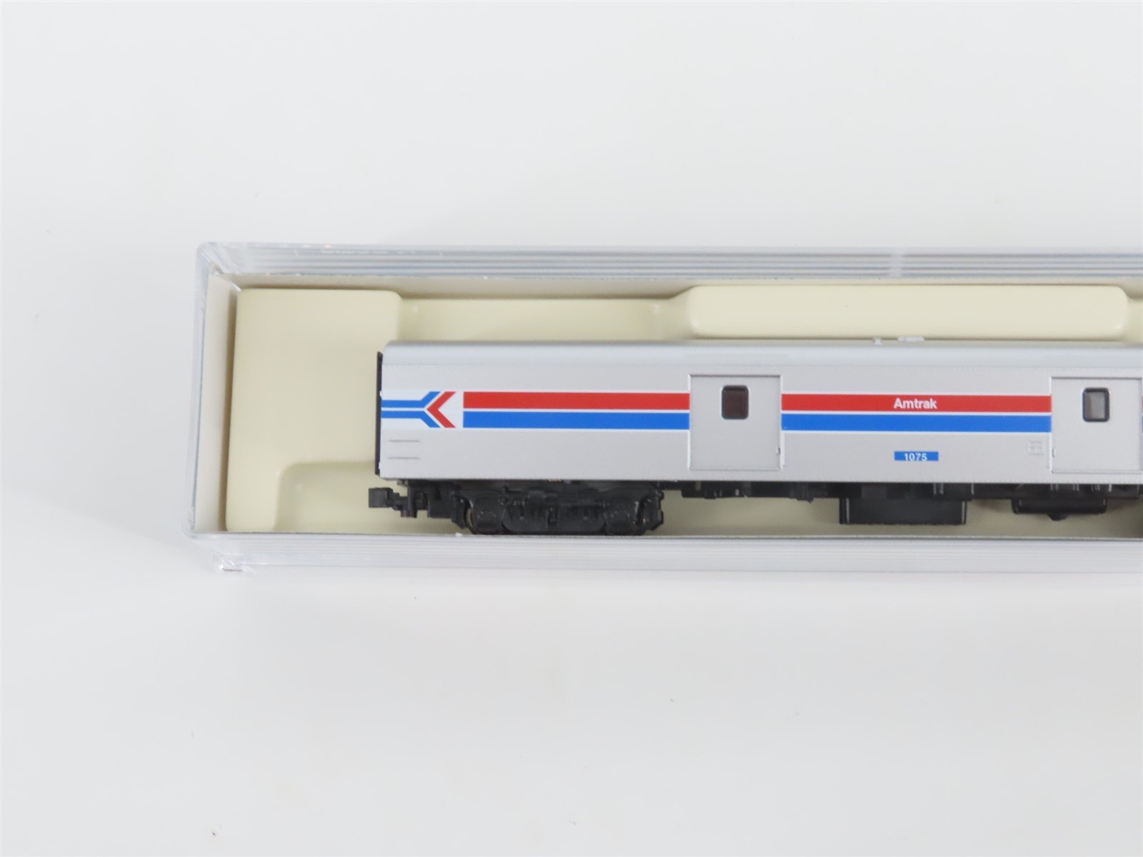 N Scale KATO #106-3512 Amtrak Phase I Baggage Passenger #1075 #1076 2-Car Set