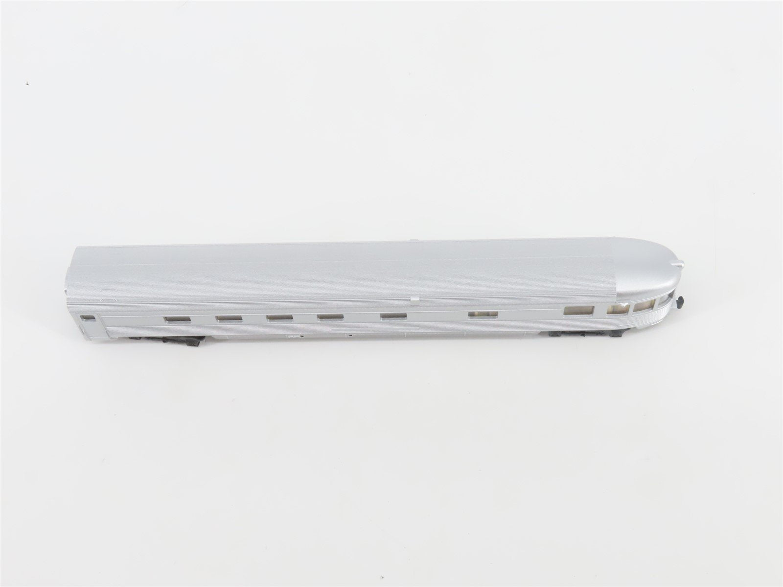 N Bachmann Silver Series 14554 Unlettered Aluminum 85' Observation Passenger Car