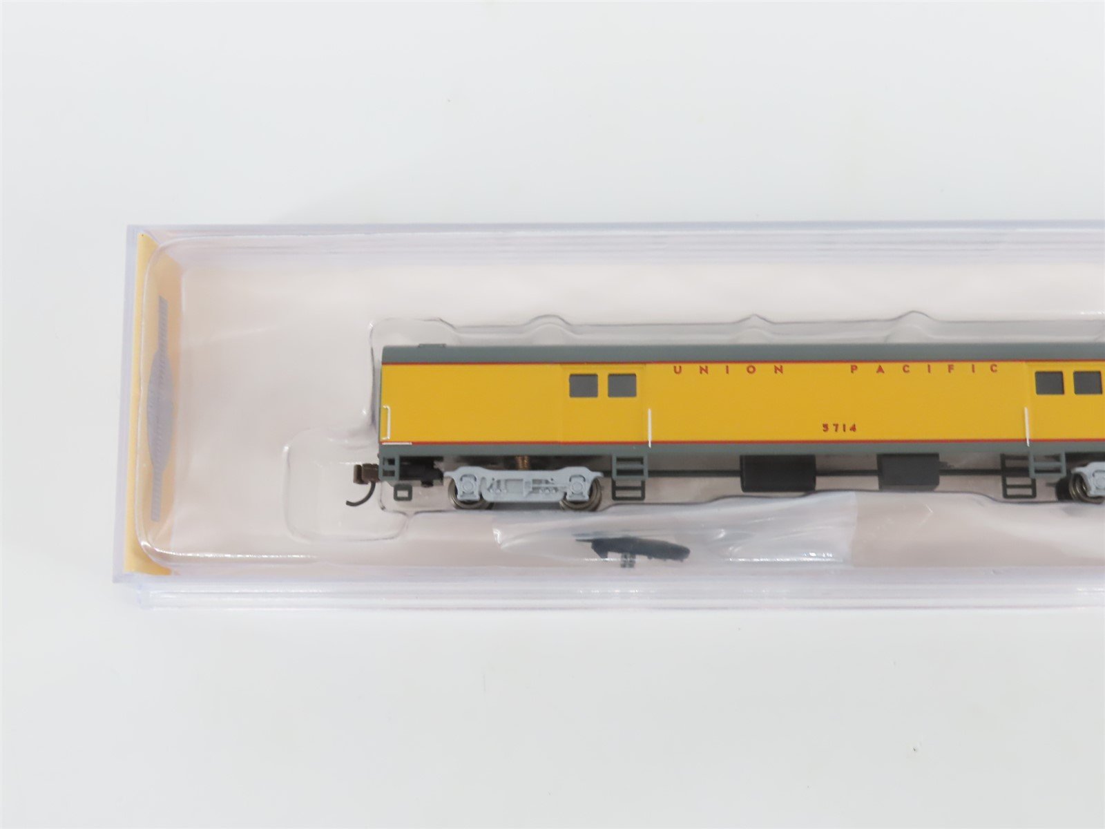 N Scale Bachmann Silver Series 14454 UP Union Pacific Baggage Passenger #5714