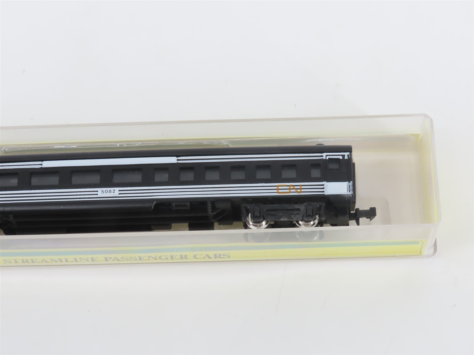 N Scale Model Power 3035 CN Canadian National Railroad Coach Passenger Car #5082