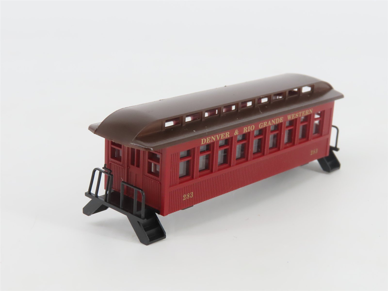 N Scale Roundhouse Kit 8509 D&RGW Rio Grande 34' Overton Coach Passenger #233