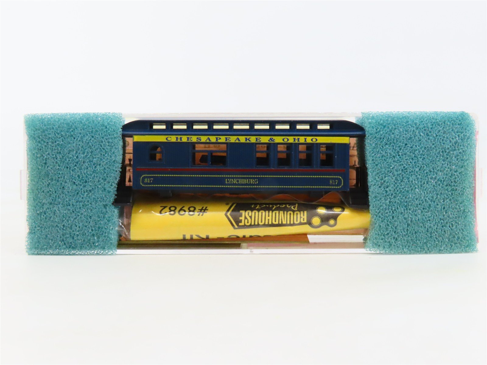 N Scale Roundhouse Kit 8544 C&O 34' Overton Business Passenger "Lynchburg"