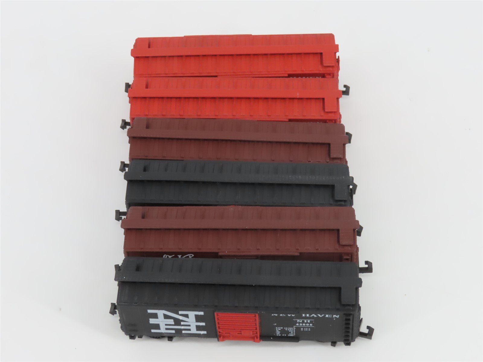 N Scale TR Shops NH New Haven Assorted Scheme 40' Boxcars 6-Pack Pro Custom