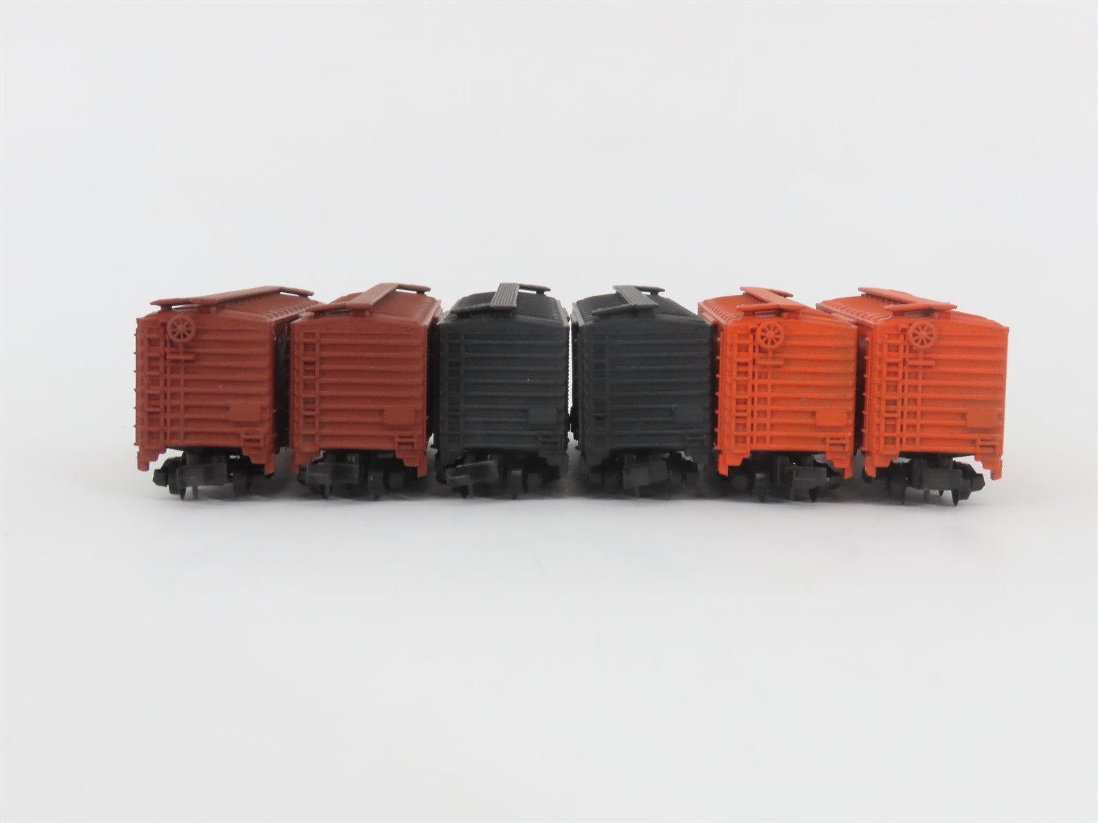 N Scale TR Shops NH New Haven Assorted Paint Scheme 40' Boxcar 6-Pack Pro Custom