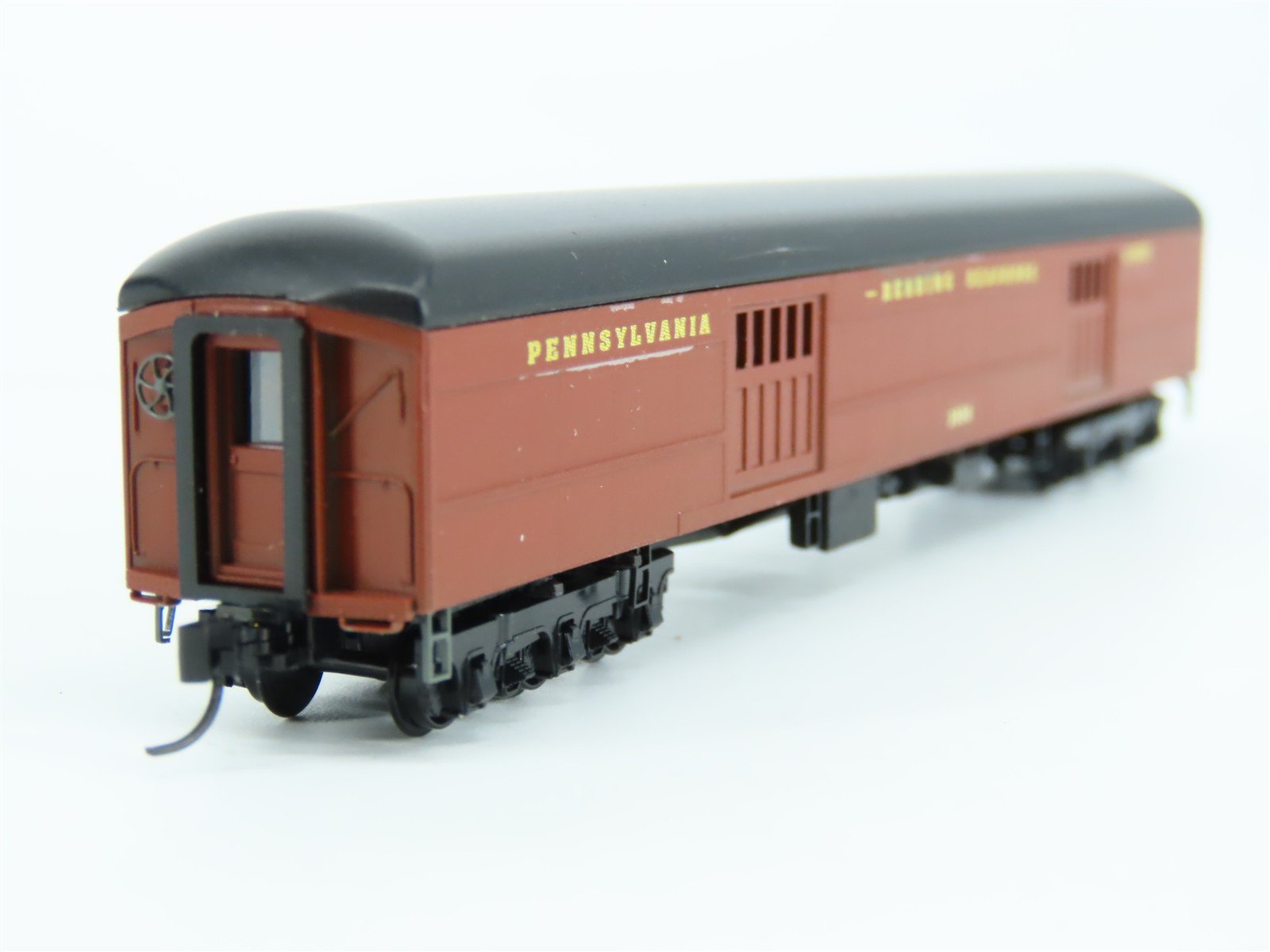 N TR Custom Shops Pennsylvania-Reading Seashore Lines 4-Car Passenger Set CUSTOM