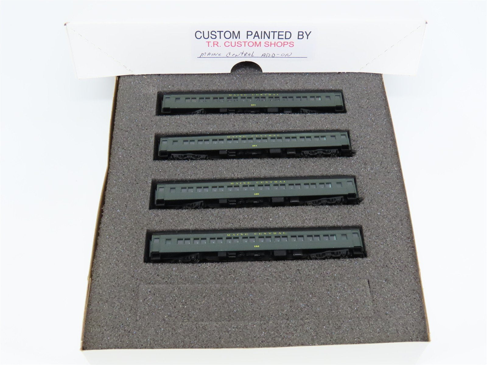 N Scale TR Custom Shops MEC Maine Central 4-Car Passenger Set - PRO CUSTOM