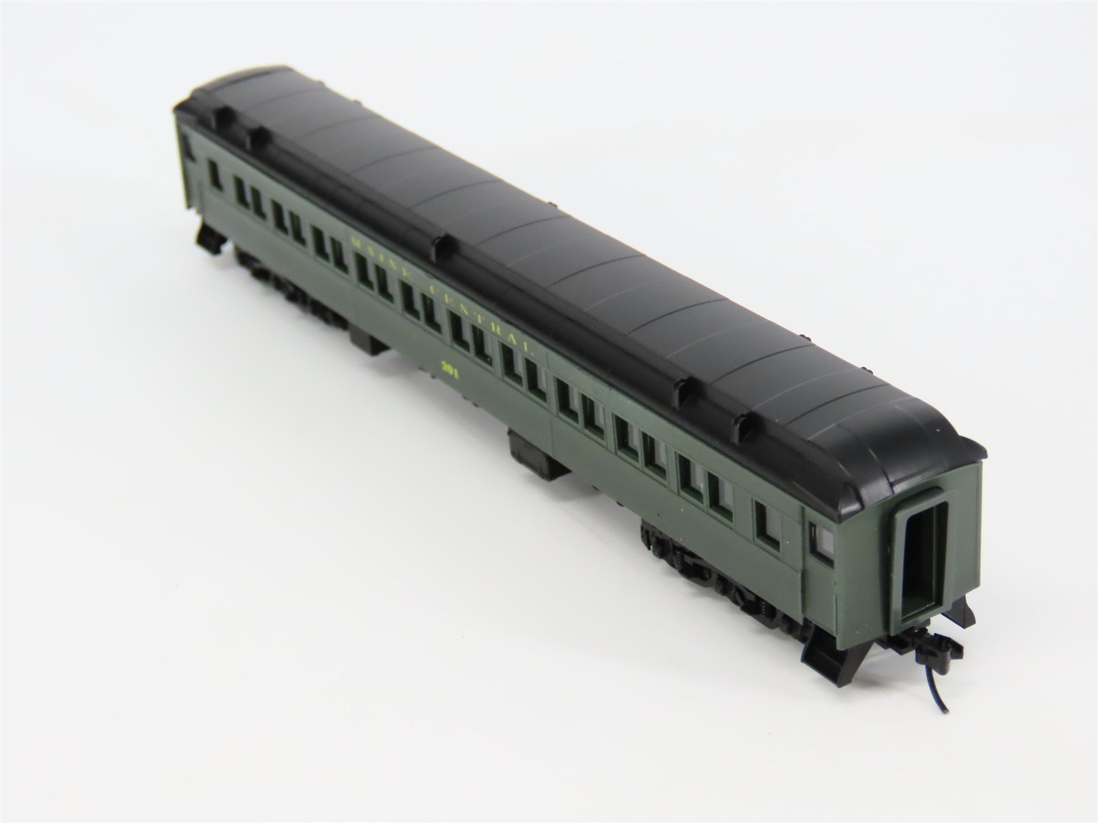 N Scale TR Custom Shops MEC Maine Central 4-Car Passenger Set - PRO CUSTOM