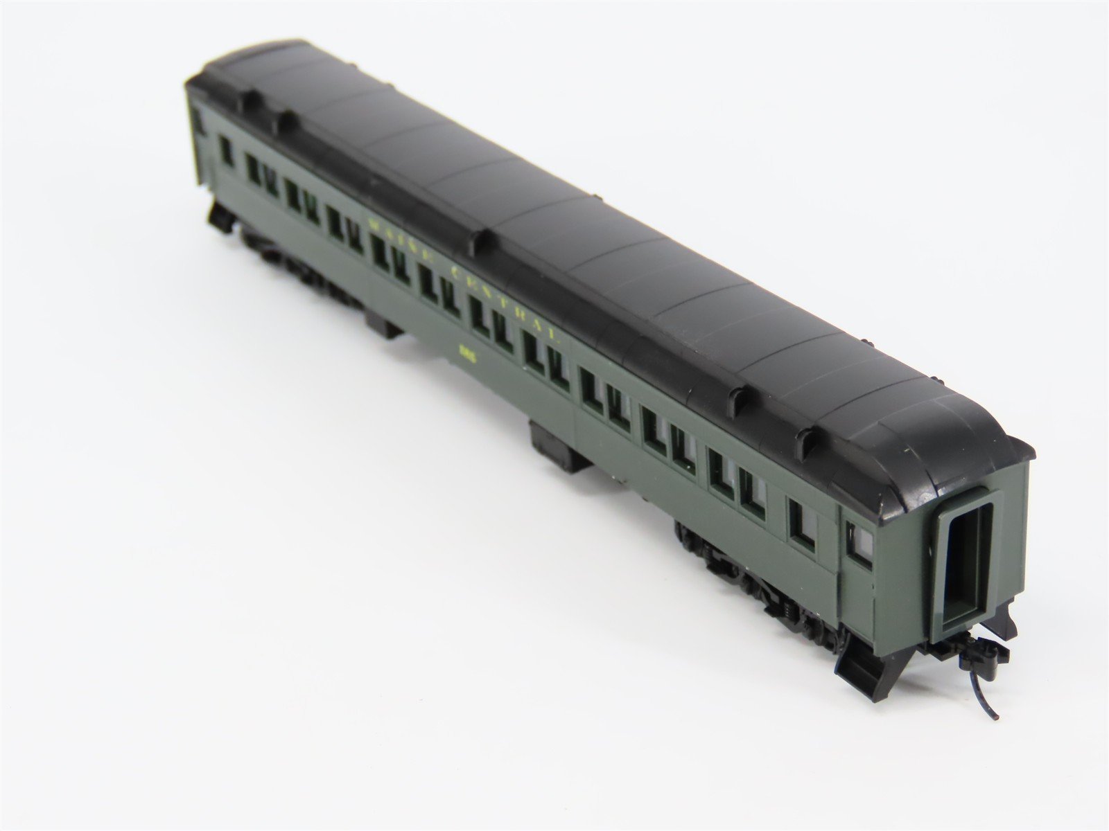 N Scale TR Custom Shops MEC Maine Central 4-Car Passenger Set - PRO CUSTOM