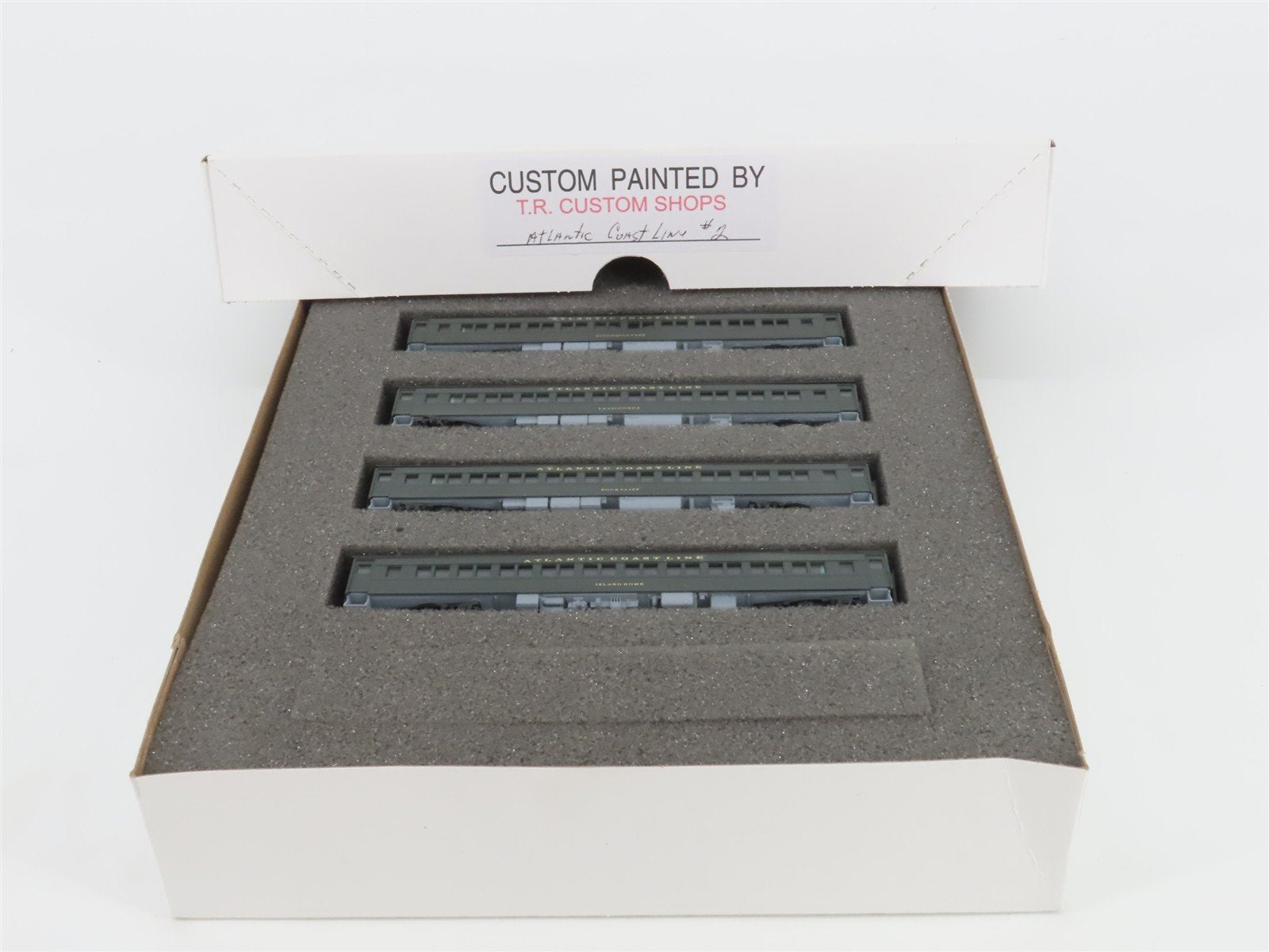 N Scale TR Shops ACL Atlantic Coast Line Coach Passenger Car 4-Pack Pro Custom