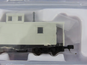 N Scale Atlas 50002578 Undecorated Cupola Caboose 3-Pack