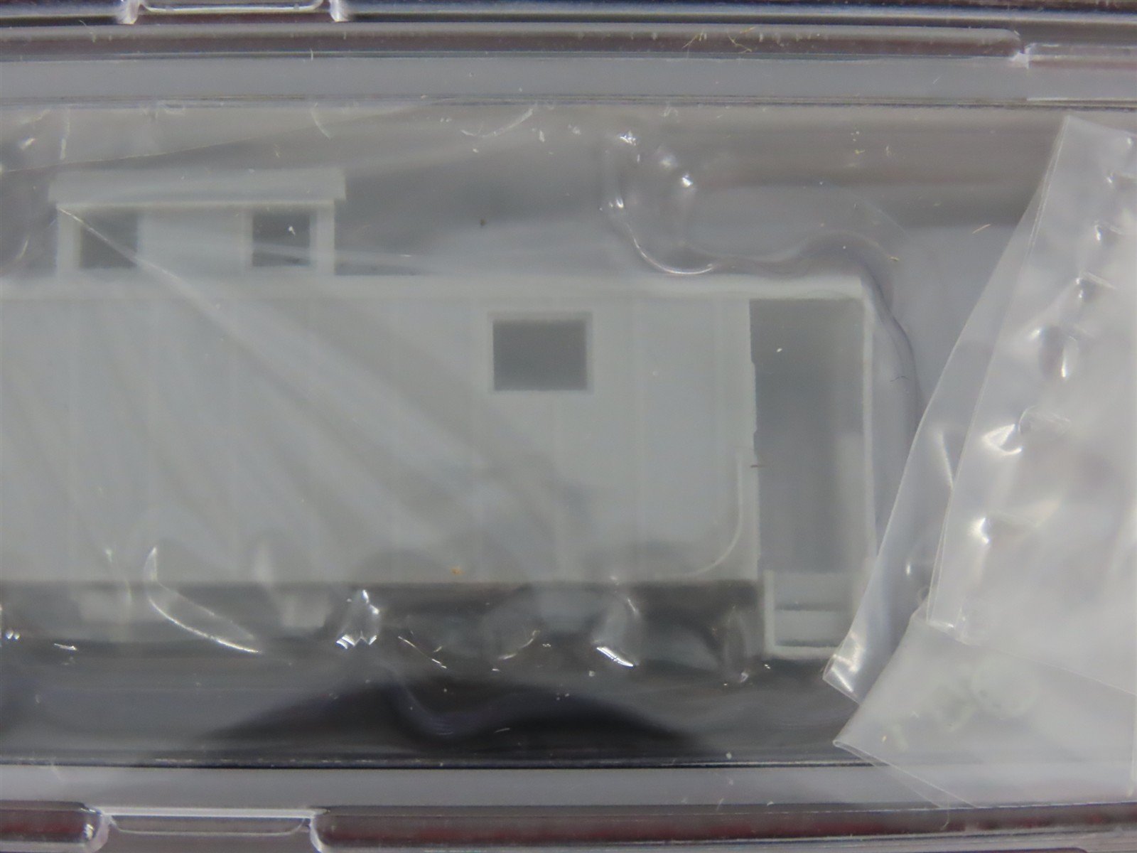 N Scale Atlas 50003495 Undecorated NE-5 Caboose 3-Pack