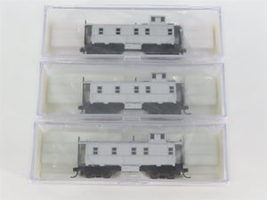 N Scale Atlas 3560S Undecorated Silver Caboose 3-Pack
