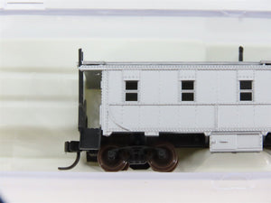 N Scale Atlas 3560S Undecorated Silver Caboose 3-Pack