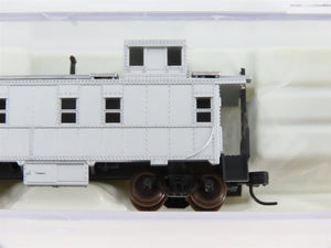N Scale Atlas 3560S Undecorated Silver Caboose 3-Pack