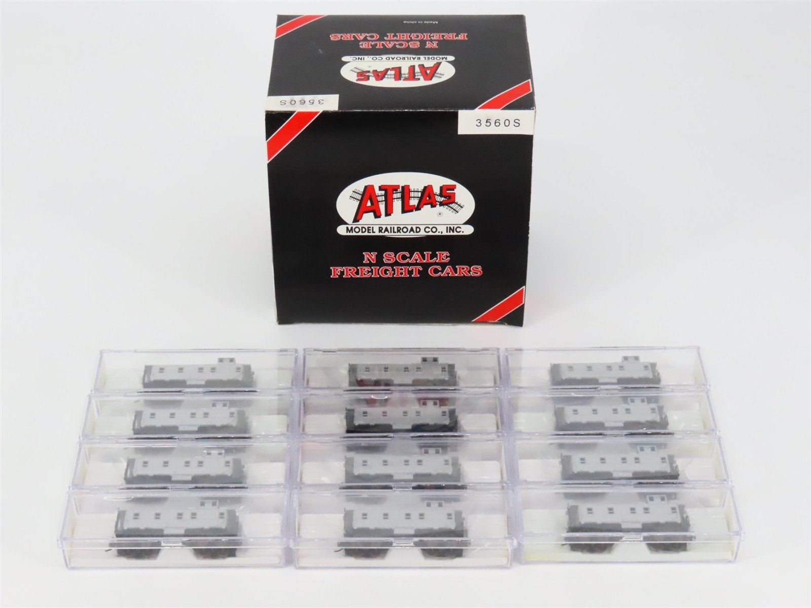 N Scale Atlas 3560S Undecorated Silver Caboose 12-Pack