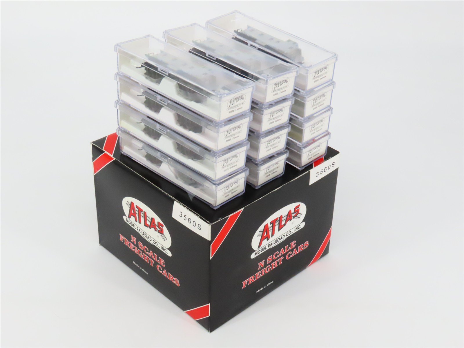 N Scale Atlas 3560S Undecorated Silver Caboose 12-Pack