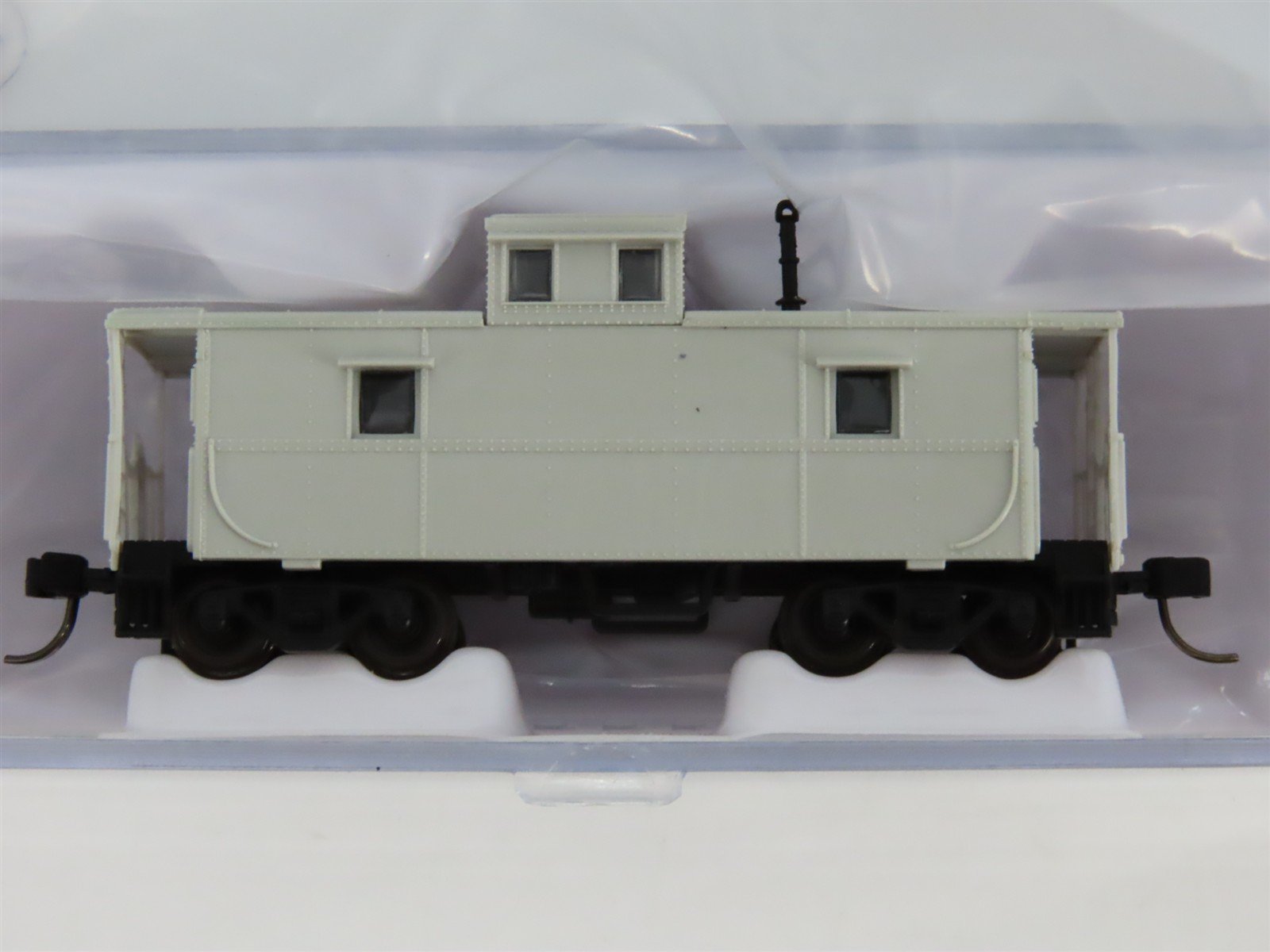N Scale Atlas 50002578 Undecorated Cupola Caboose 12-Pack