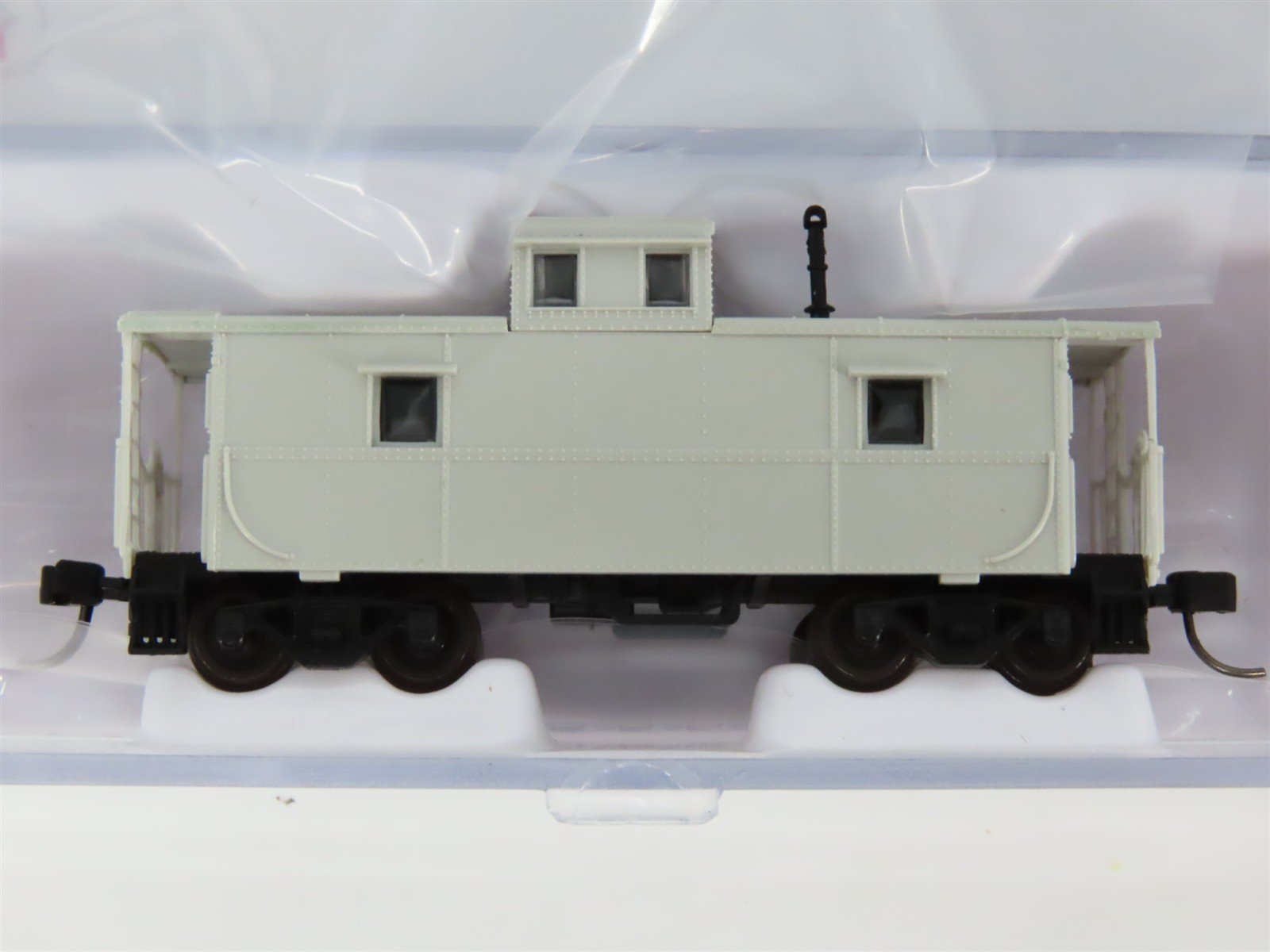 N Scale Atlas 50002578 Undecorated Cupola Caboose 12-Pack