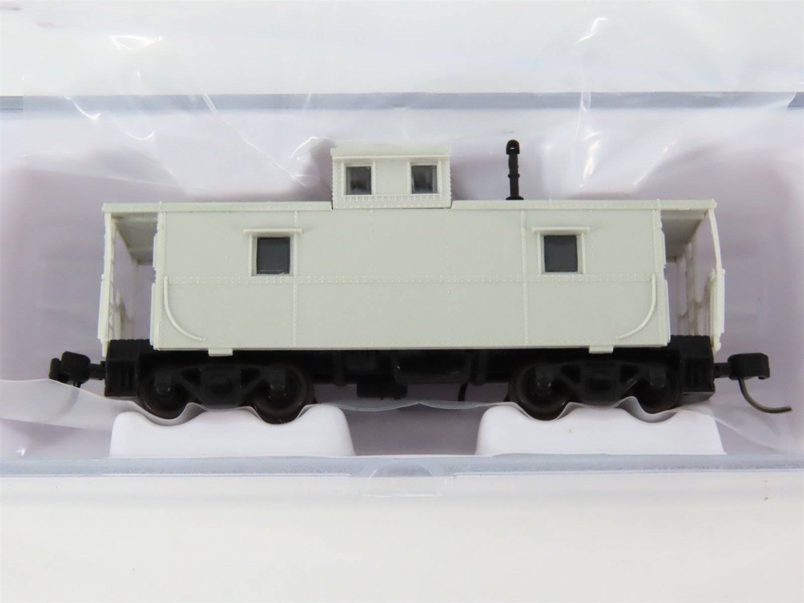 N Scale Atlas 50002578 Undecorated Cupola Caboose 12-Pack