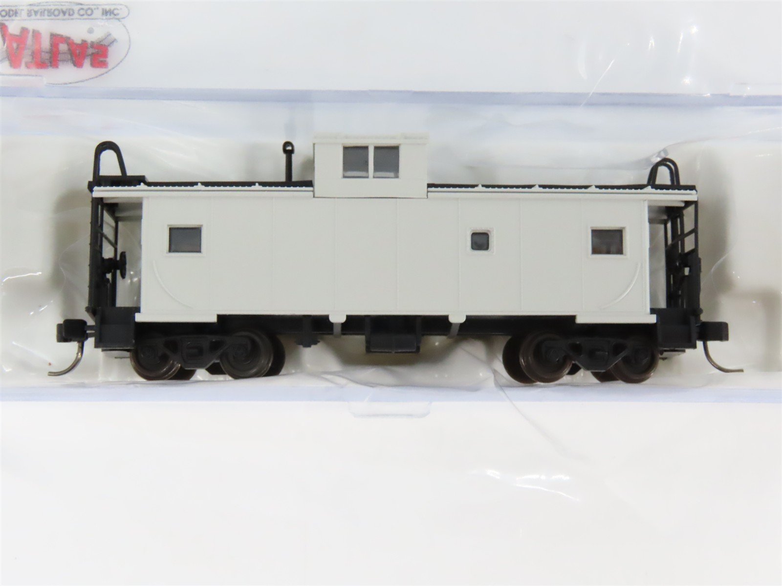 N Scale Atlas 50003155 Undecorated Standard Cupola Caboose 12-Pack
