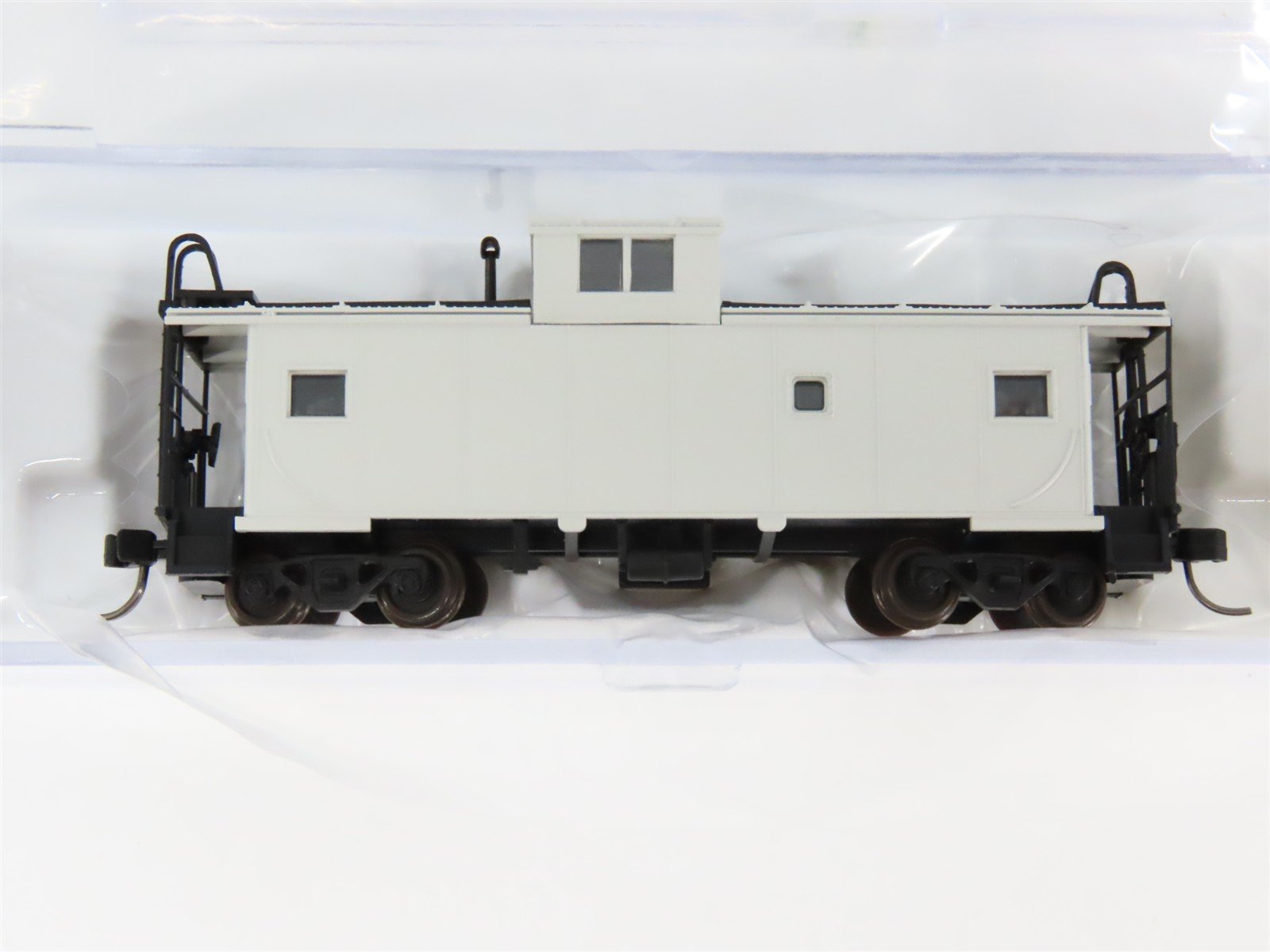 N Scale Atlas 50003155 Undecorated Standard Cupola Caboose 12-Pack
