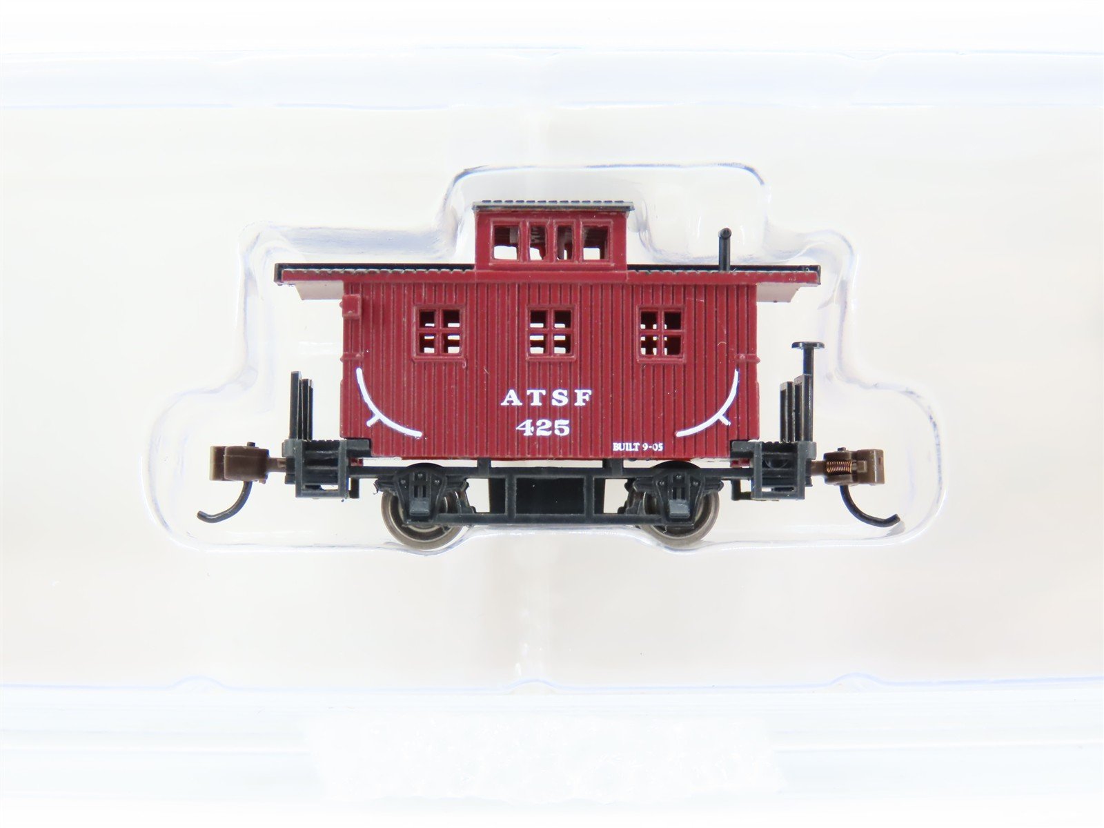 N Scale Bachmann Silver 15753 ATSF Santa Fe Old-Time Center Cupola Caboose #425