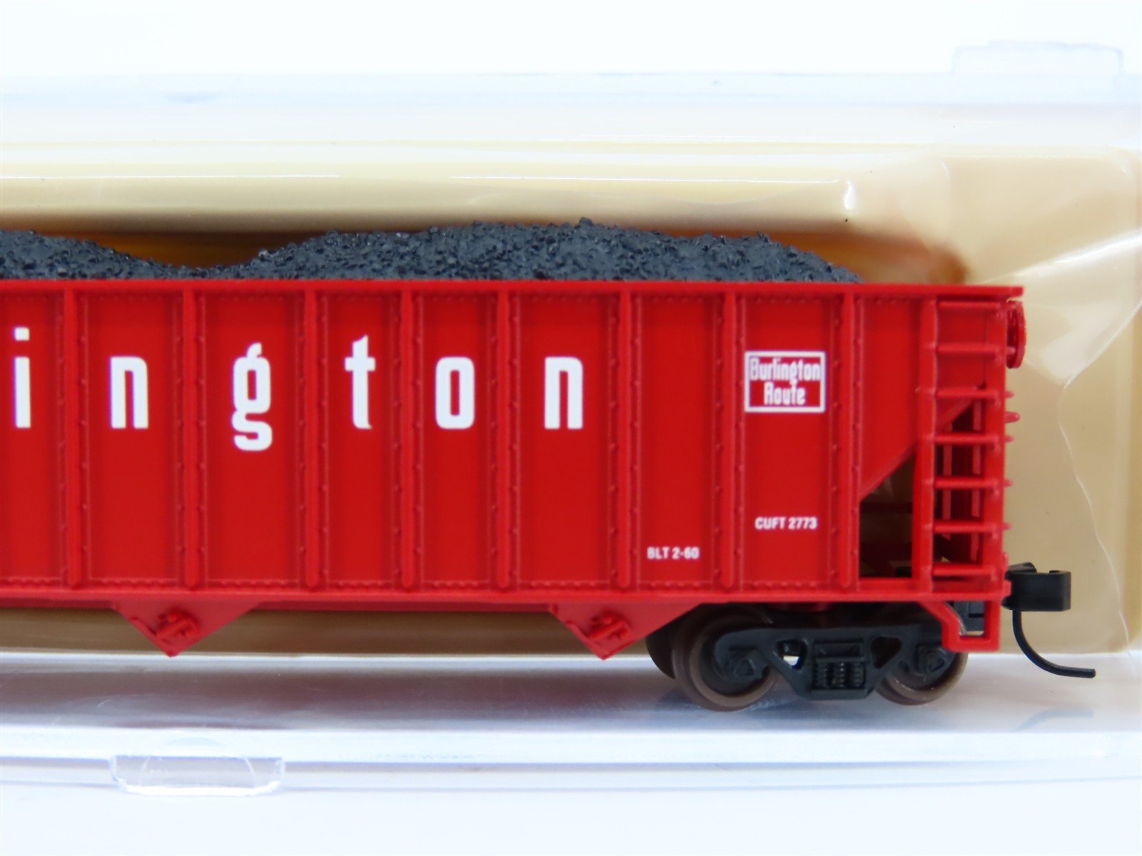 N Scale Atlas 32625 CB&Q Burlington Route 90-Ton 3-Bay Hopper #172510 w/ Load