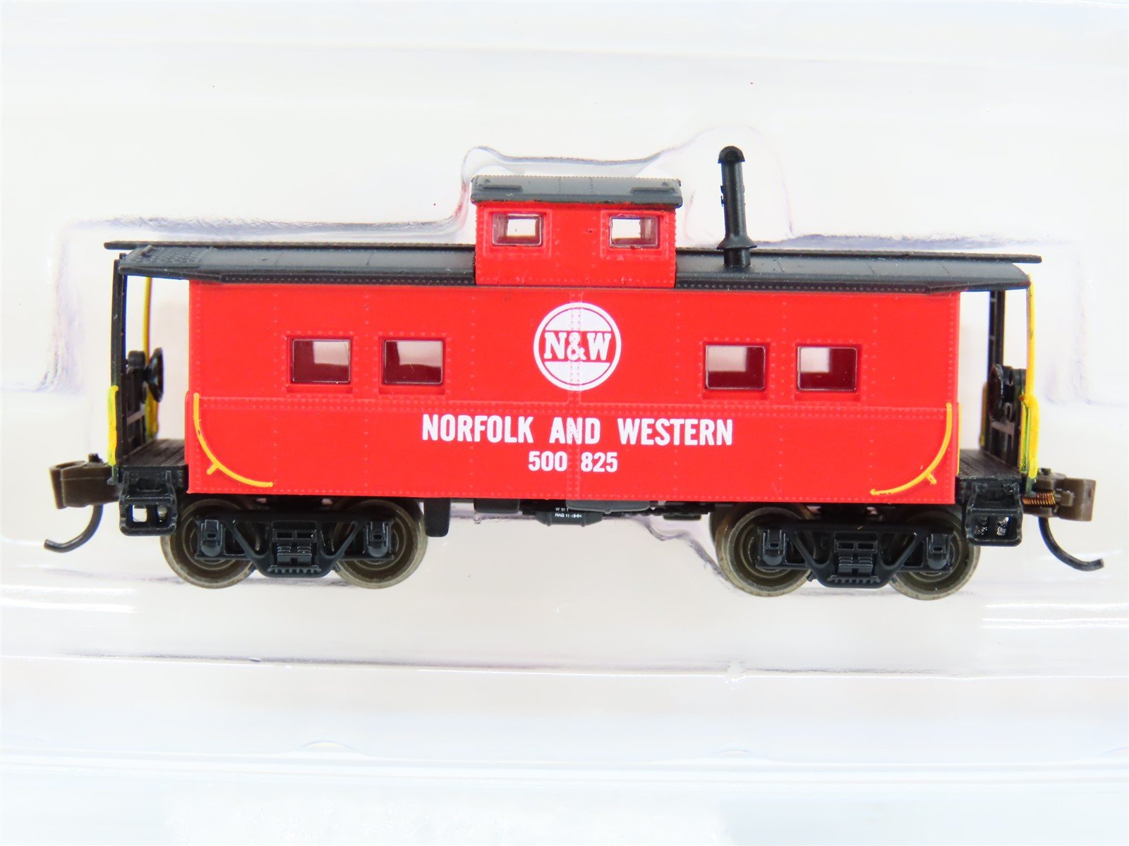N Bachmann Silver 16865 NW Norfolk & Western Center Cupola Steel Caboose #500825