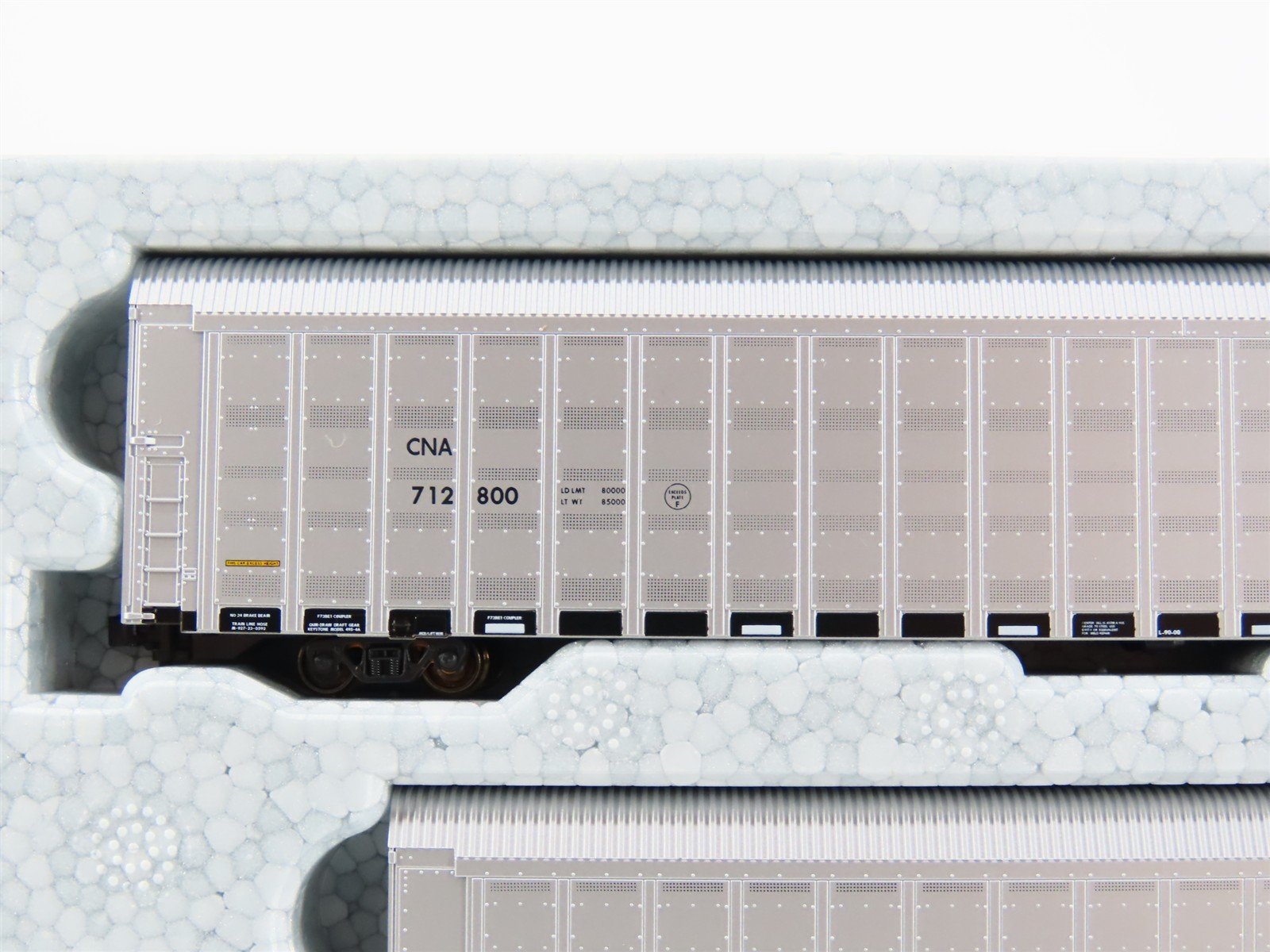 N Scale KATO 106-5503 CNA CN Canadian National Enclosed Autorack 4-Car Set