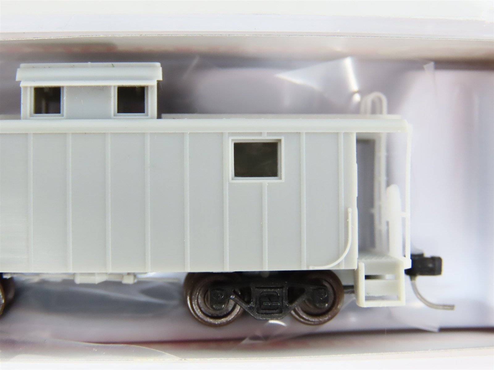 N Scale Atlas Master 50003495 Undecorated NE-5 Center Cupola Steel Caboose