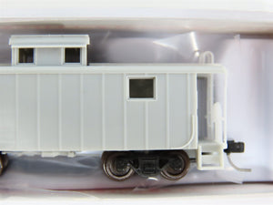 N Scale Atlas Master 50003495 Undecorated NE-5 Center Cupola Steel Caboose