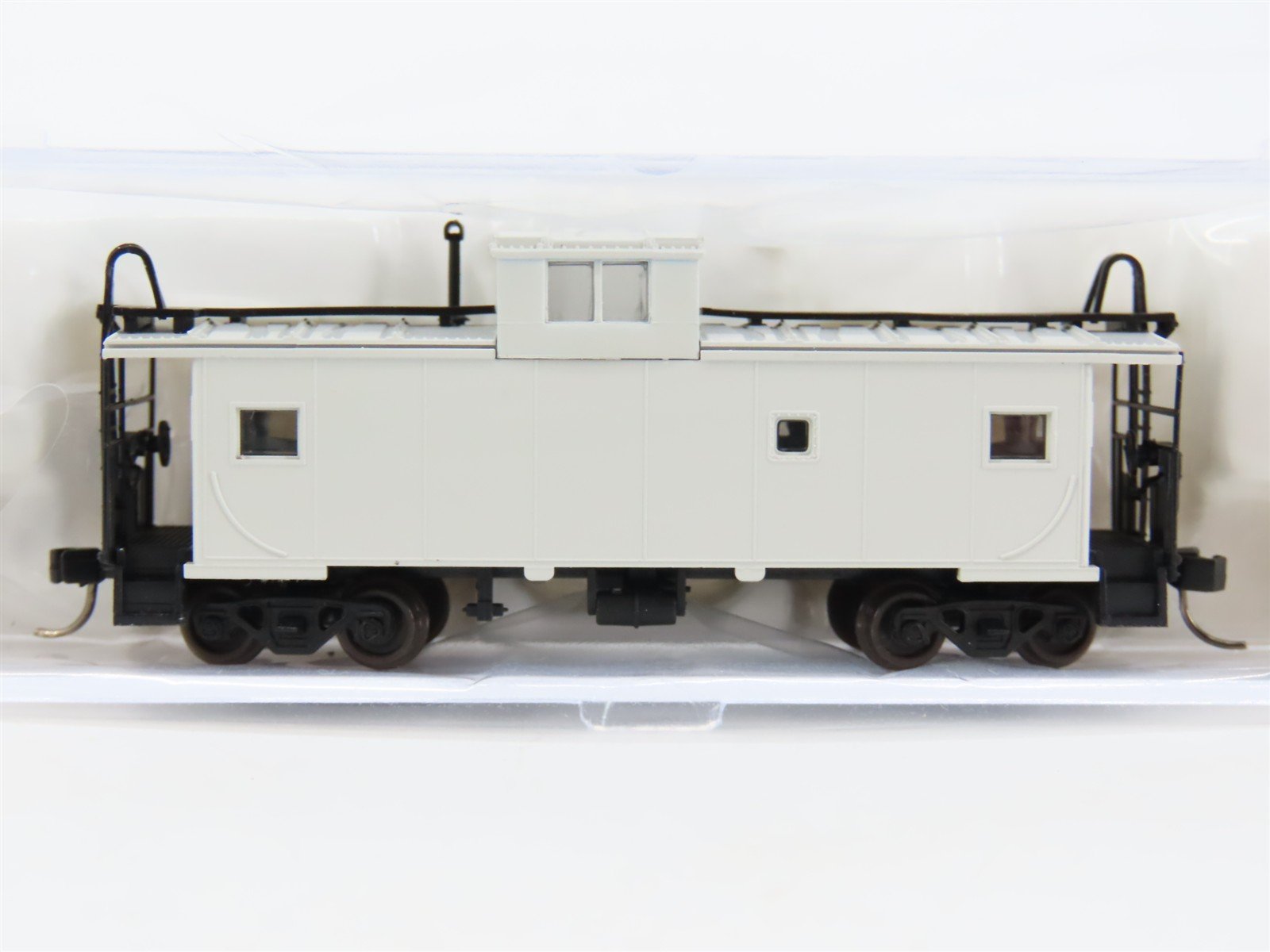 N Scale Atlas 50003155 Undecorated Standard Center Cupola Steel Caboose