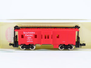 N Scale Model Power 3122 SP Southern Pacific Red Bay Window Caboose #1655