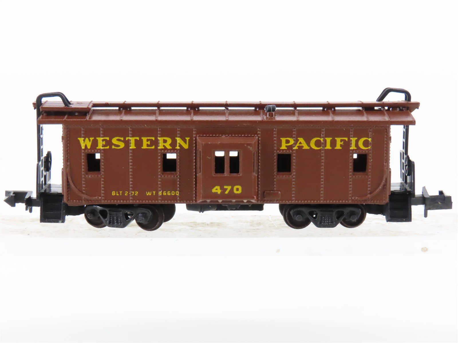 N Scale Con-Cor WP Western Pacific Railroad Bay Window Caboose #470