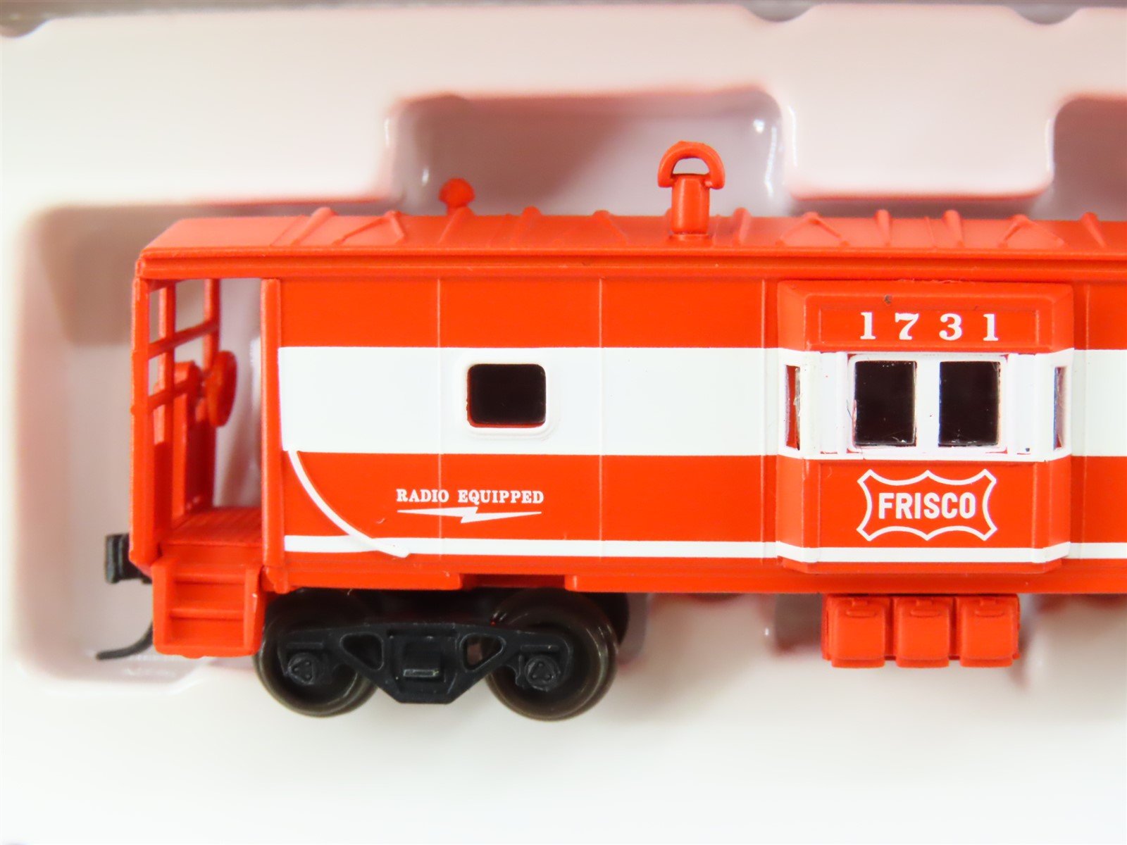 N Scale Atlas 50004555 SL-SF Frisco Railroad Bay Window Caboose #1731