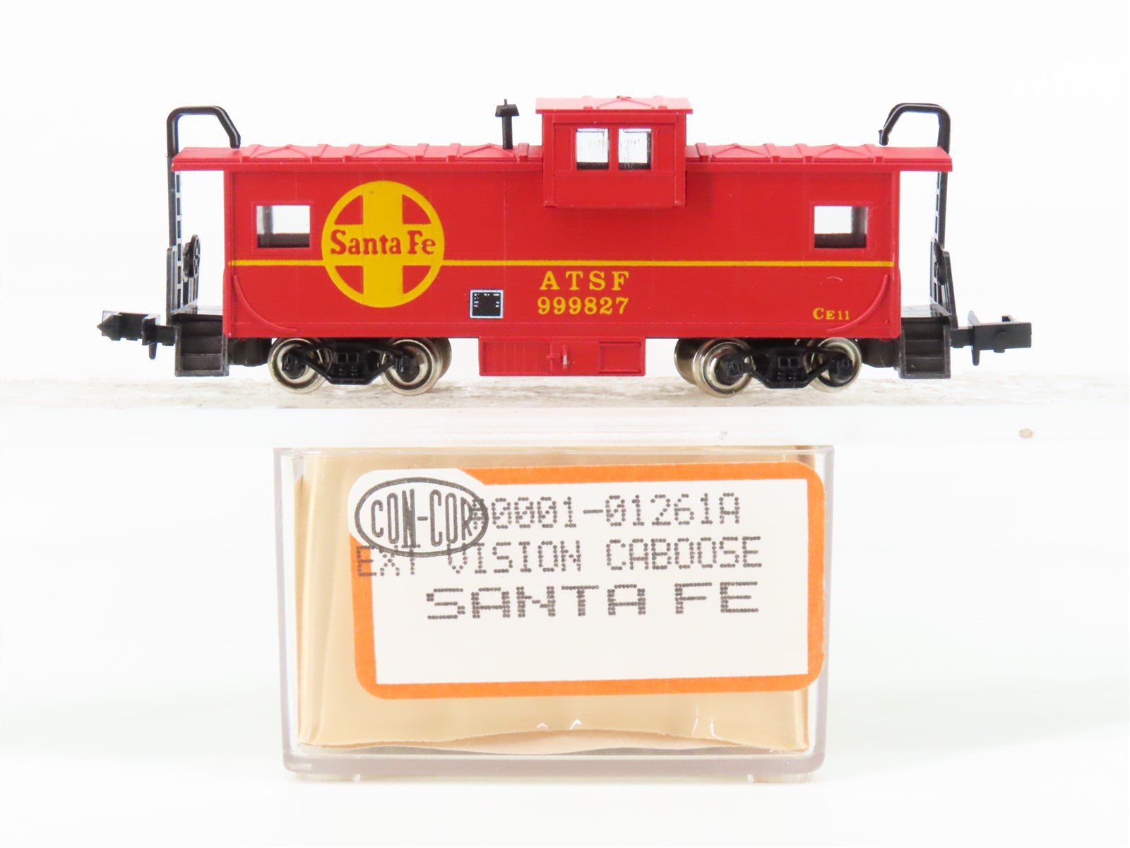 N Scale Con-Cor 0001-01261A ATSF Santa Fe Extended Vision Caboose #999827