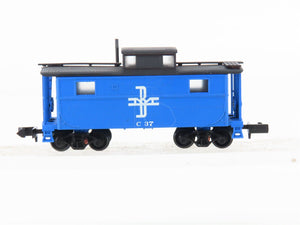 N Scale Bowser BM Boston & Maine Cupola Caboose #C-37